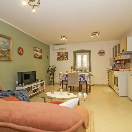 Antica In Jakacici - Haus Fuer 2-3 Personen Holiday home Gracisce
